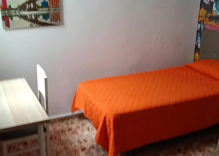 Alcaravaneras Hostel